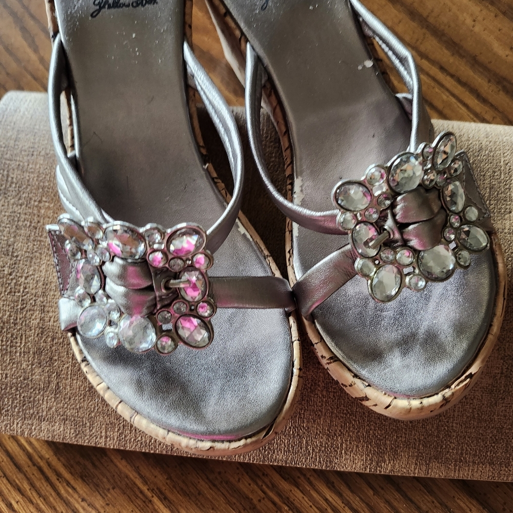 Yellow Box Silver/Pewter Sandals - Picture 3 of 7